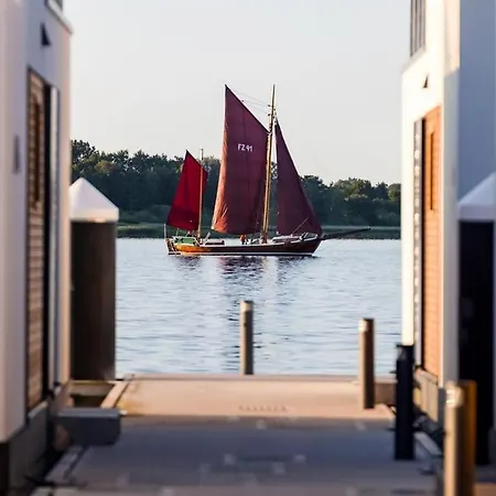 Prázdninový dům Floatinghouses Bernsteinresort